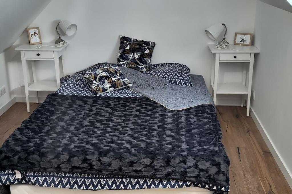 La Maisonnette Bleue, Eco-logis Equipe De Toilettes Seches