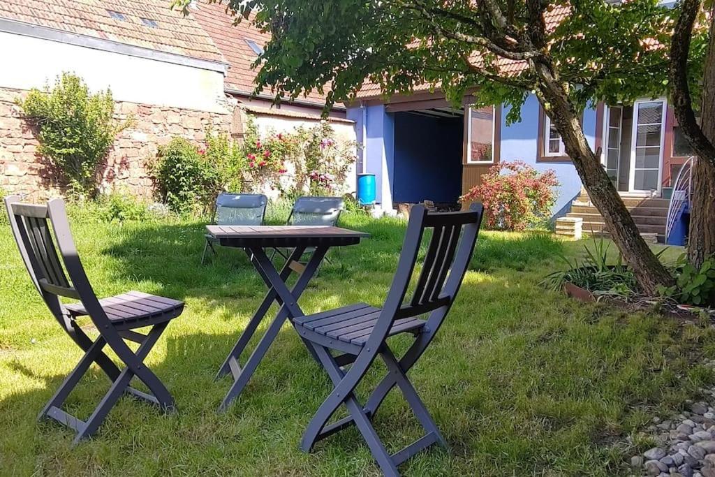 La Maisonnette Bleue, Eco-logis Equipe De Toilettes Seches *