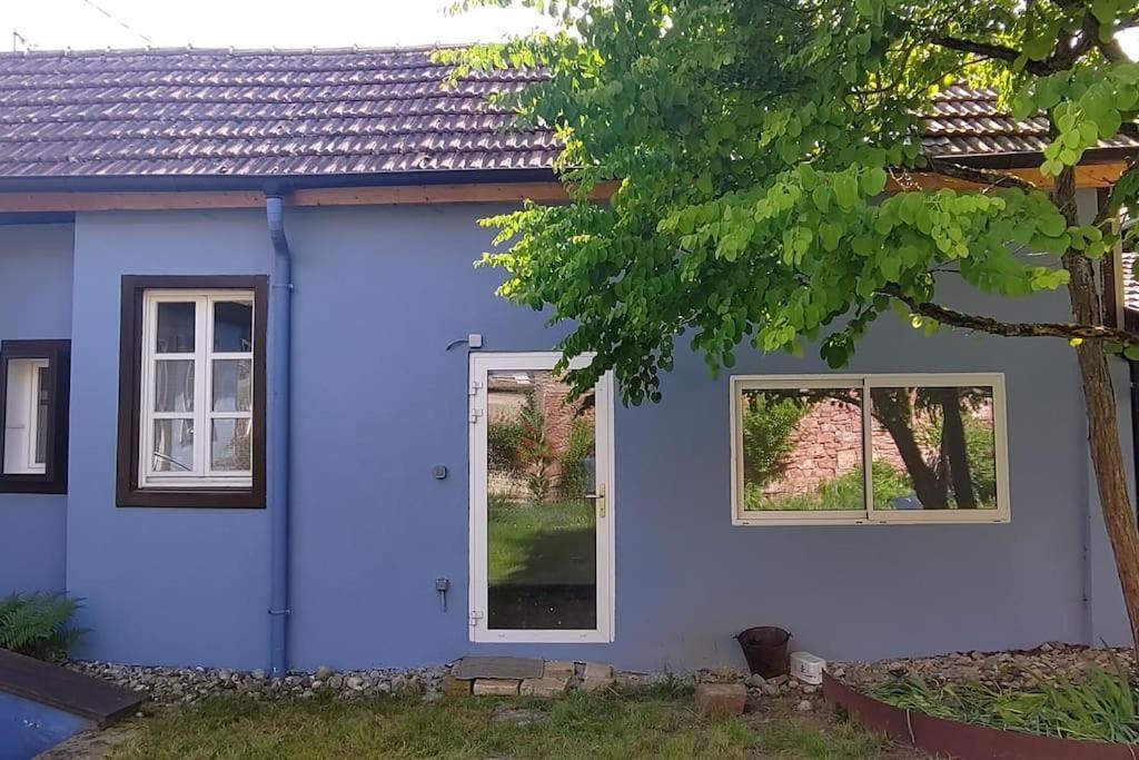 La Maisonnette Bleue, Eco-logis Equipe De Toilettes Seches *